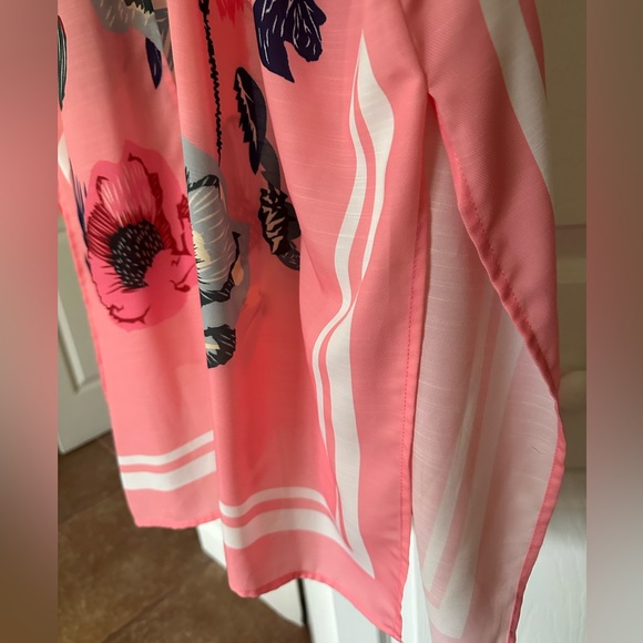 Unbranded Drape Front Floral Kimono - Picture 5 of 10